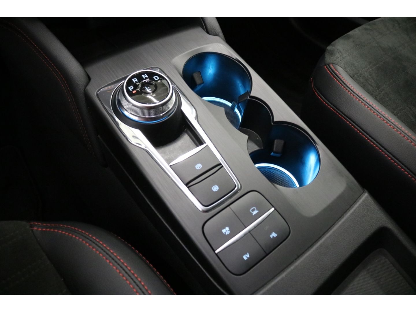 Fahrzeugabbildung Ford Kuga ST-Line X 2.5 Duratec -PHEV el.Heckklappe