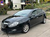 Lancia Delta 1.6 Multijet 16v Argento - schwarze Lancia Delta
