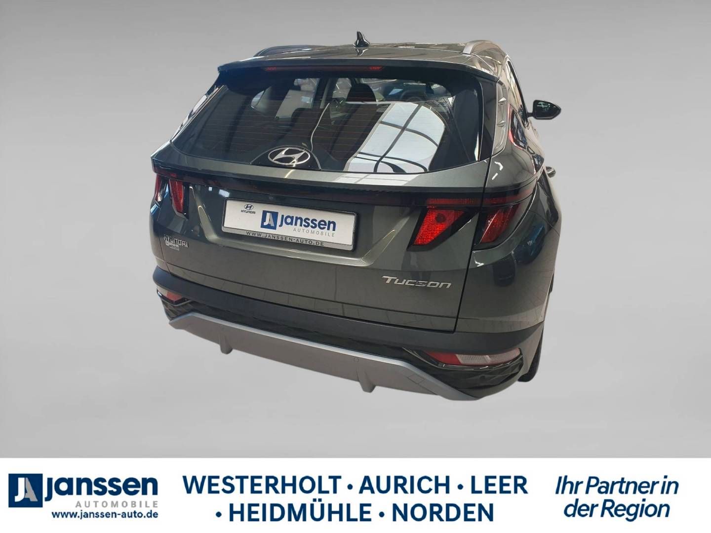 Fahrzeugabbildung Hyundai NEW Tucson 150 PS M/T 2WD SELECT LED-Grilldesign