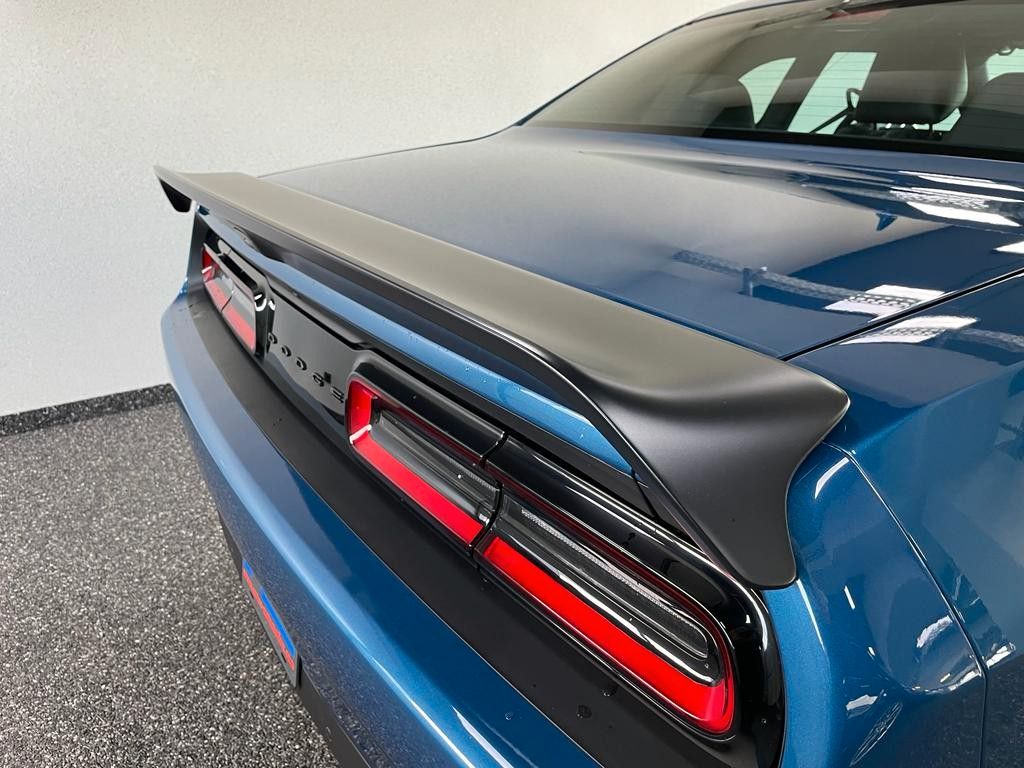 Fahrzeugabbildung Dodge CHALLENGER HELLCAT  WIDEBODY-ALCANTARA-CARBON