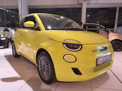 Fiat 500e 42kWh 118 PS - LED, ALU, Navi, RFK, SHZ
