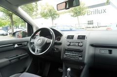 Fahrzeugabbildung Volkswagen Touran Highline DSG 7-Sitzer Tempomat SHZ PDC!