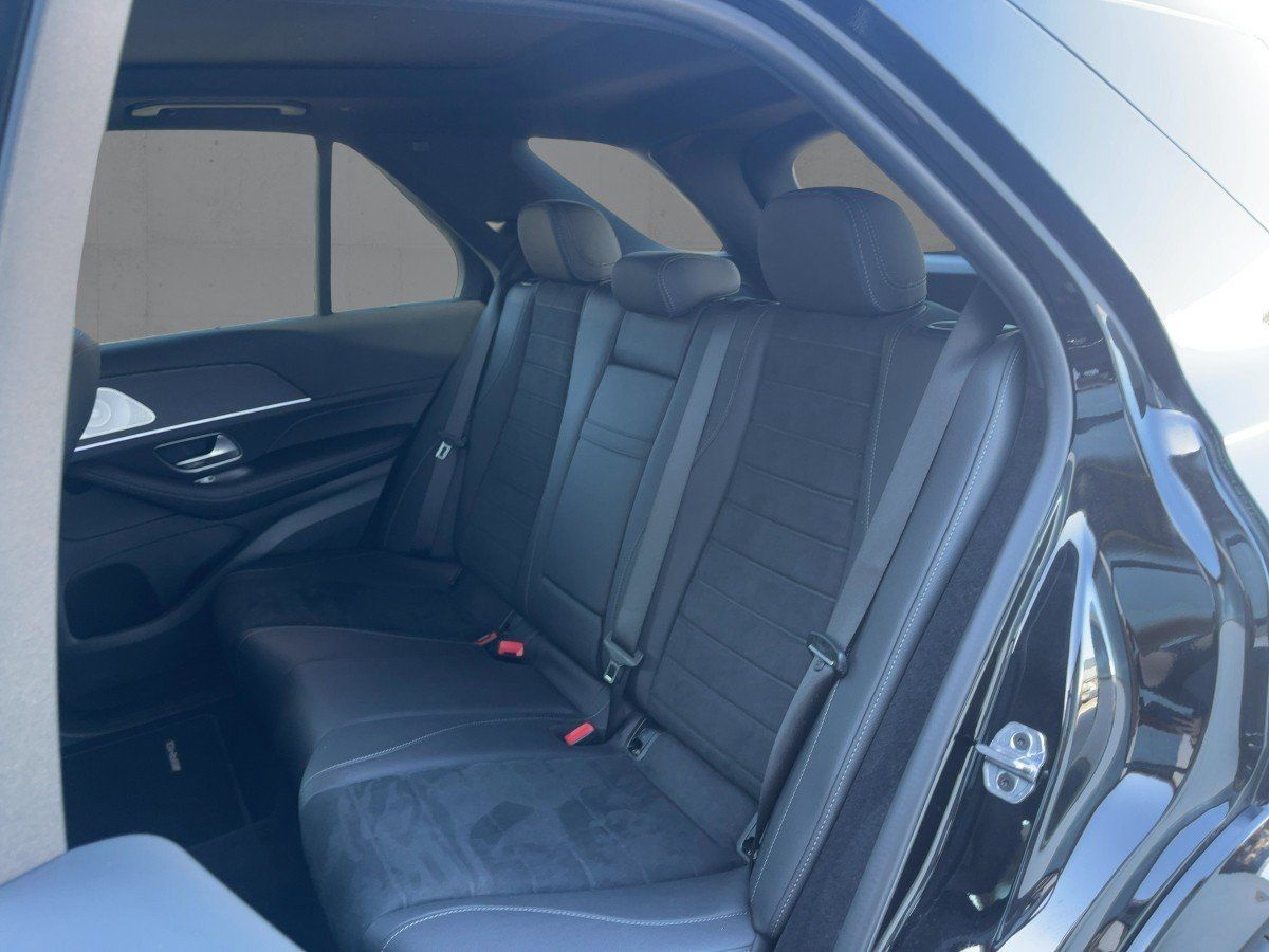 Fahrzeugabbildung Mercedes-Benz GLE 450 d 4M AMG/Night/Pano/360°/AHK