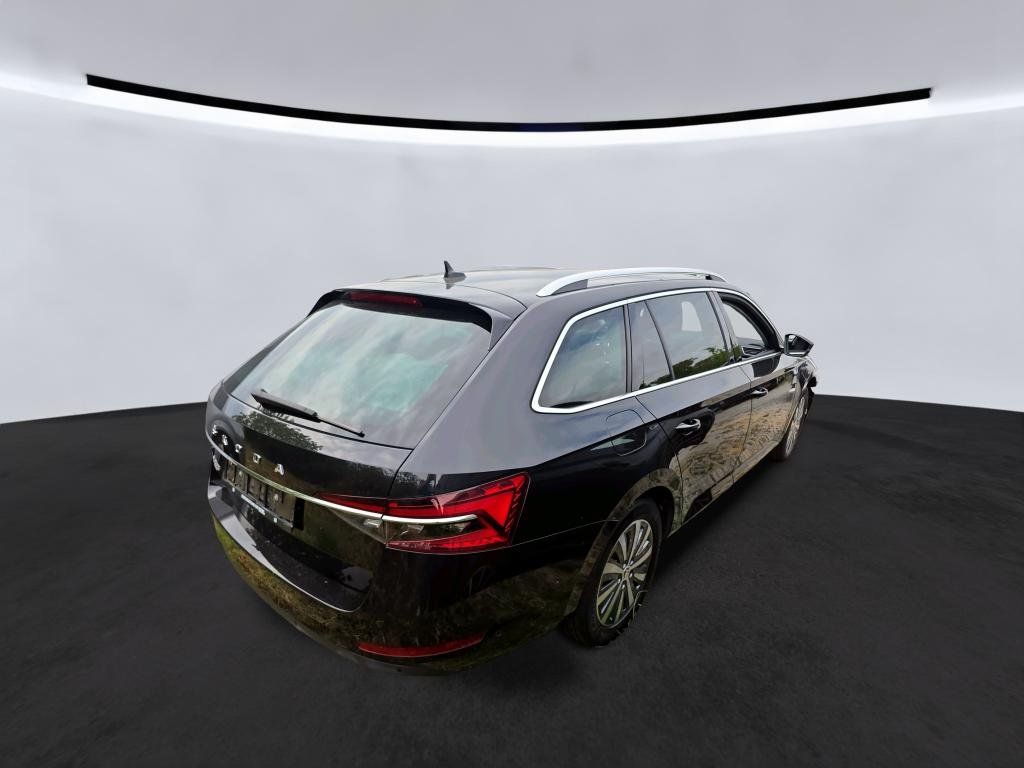 Fahrzeugabbildung SKODA Superb Combi 2.0 TDI Style/AHK/ST-HZG/360°/ACC/