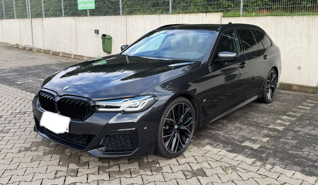 Image of BMW 520