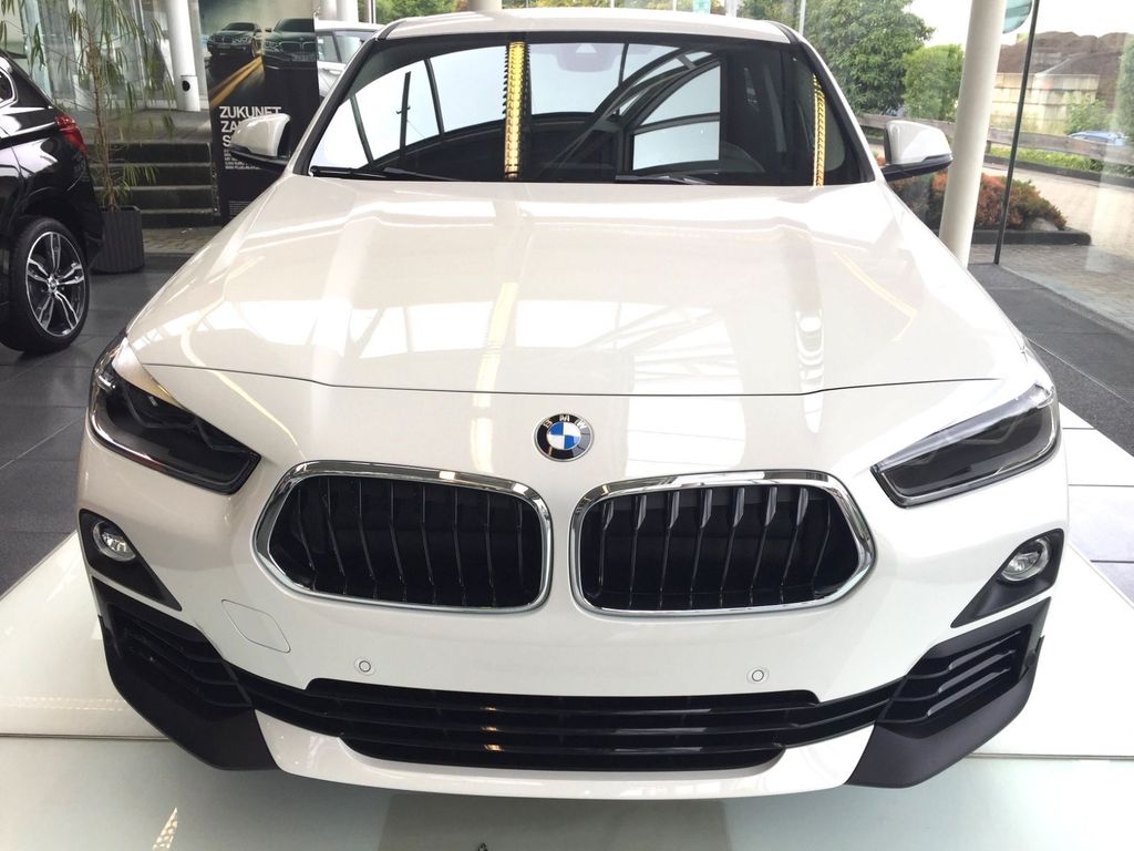 Image of BMW iX2