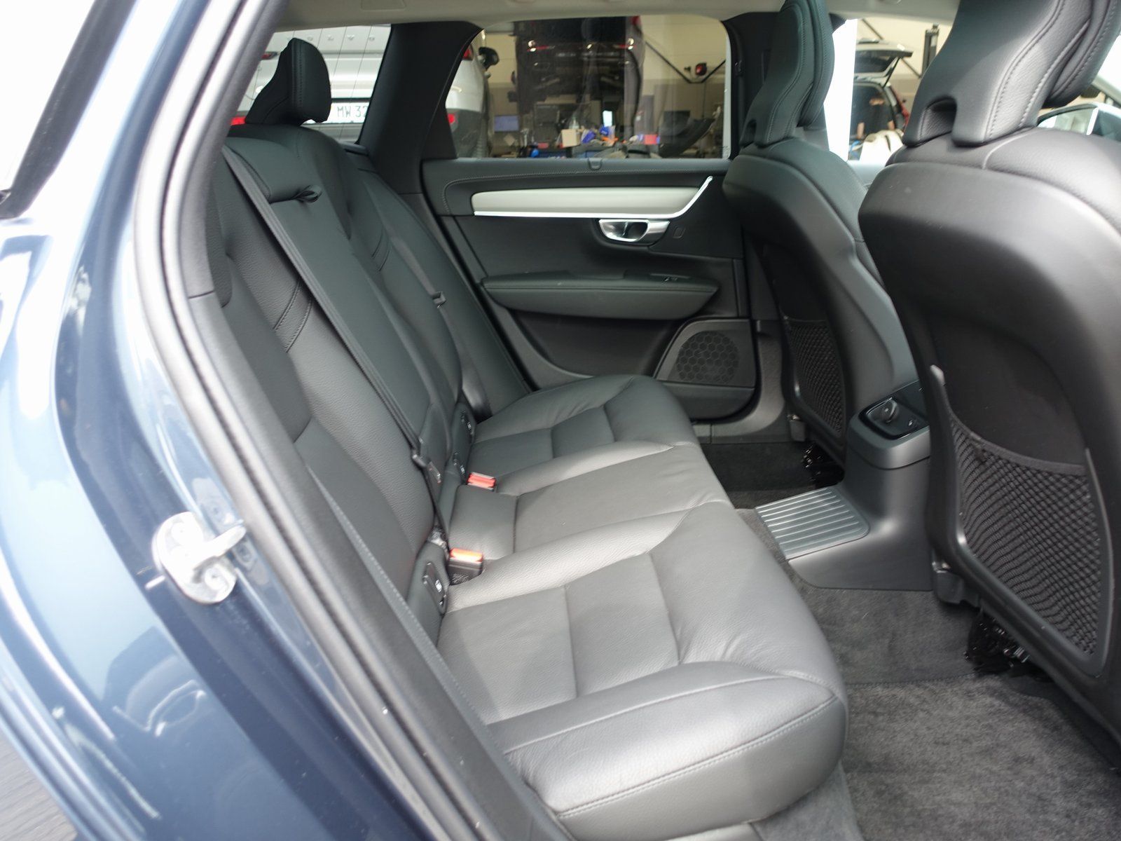 Volvo V90 Plus Dark T6 AWD Plug-in/HeadUp/360°Cam foto 11