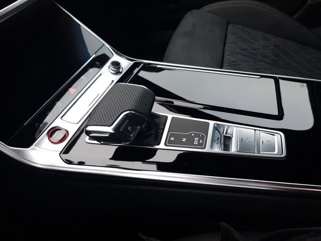 Fahrzeugabbildung Audi S6 Avant TDI quattro AHK Pano HD-Matrix B&O