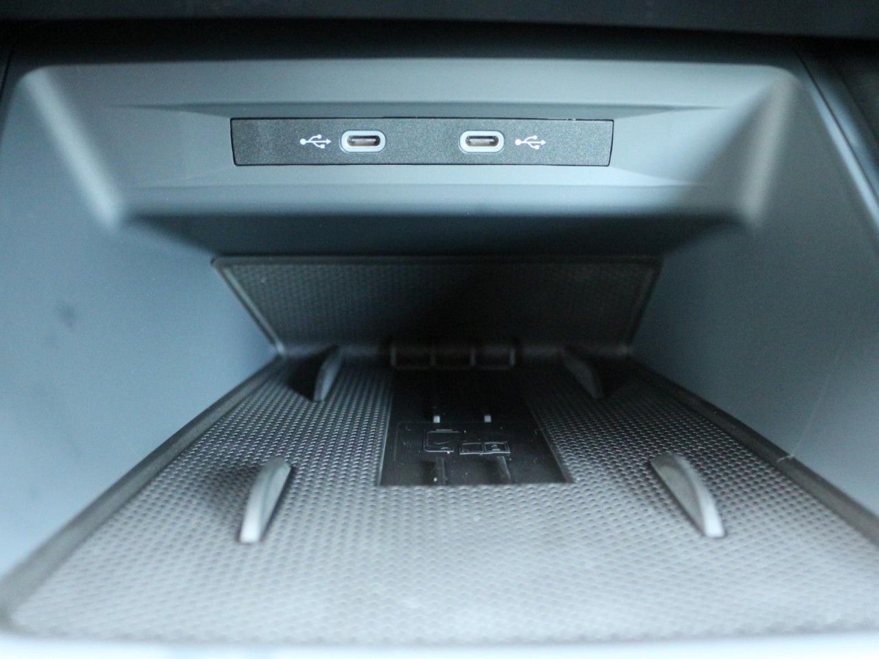 Fahrzeugabbildung CUPRA Formentor 1.5 eTSI DSG