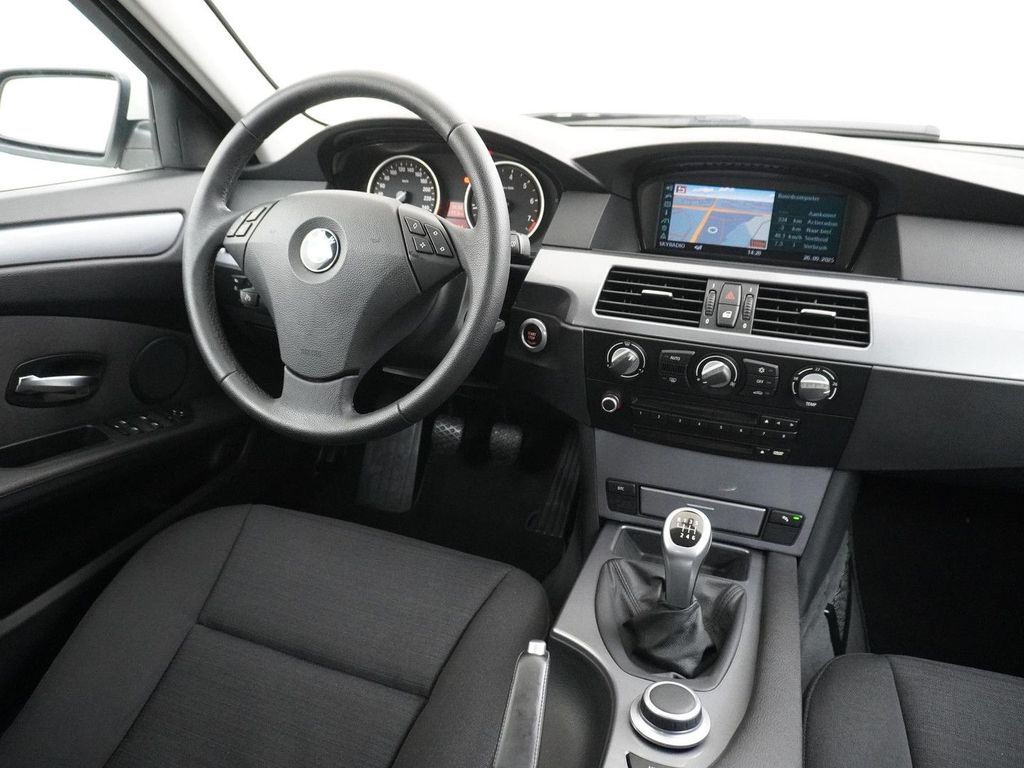 BMW 520 5-serie 520i Business Line Youngtimer NAP NL