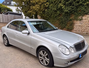صورة 1 لـ 2005 Mercedes-BENZ E 280