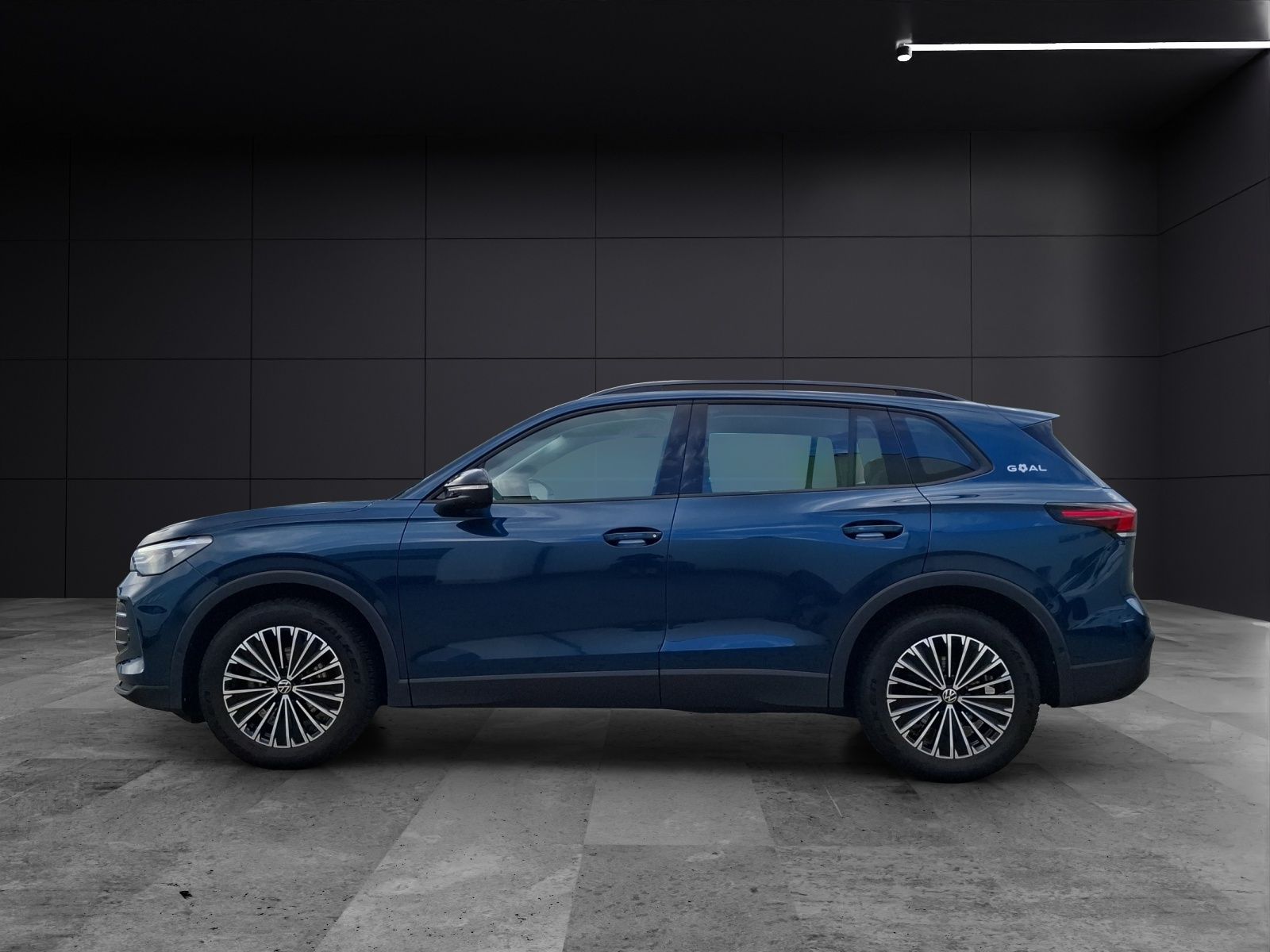Fahrzeugabbildung Volkswagen Tiguan eTSI Goal LED AHK Navi AID ACC RFK SHZ