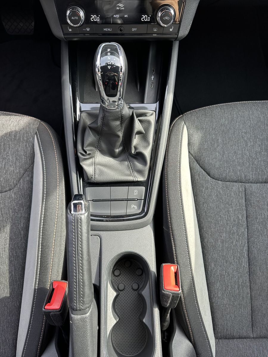 Fahrzeugabbildung SKODA Scala 1.5 TSI DSG Style LED+ACC+KAMERA+SHZ+CARPL