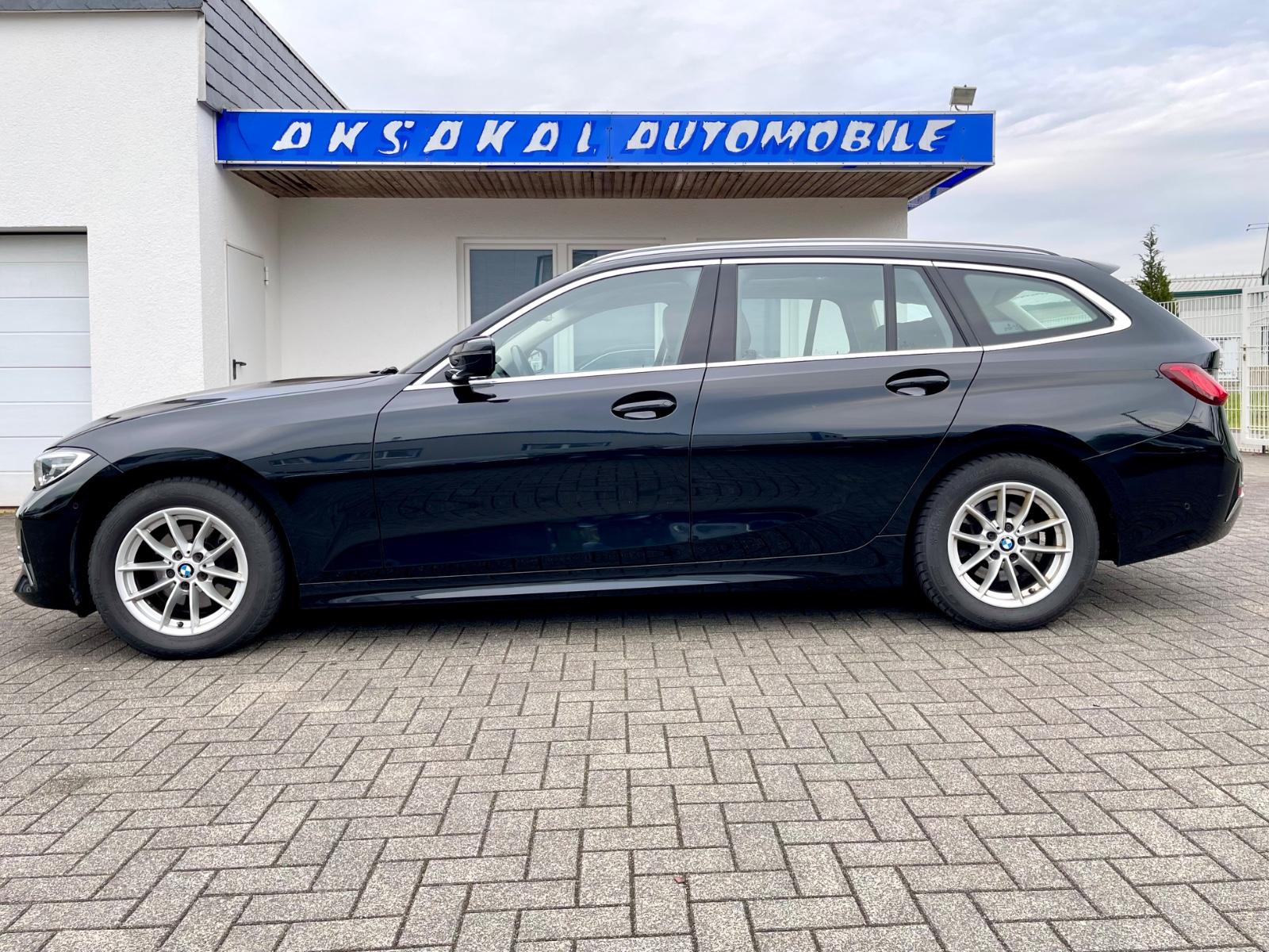 BMW 320d Touring Luxury Line,PANORAMA,LEDER,LED,AHK