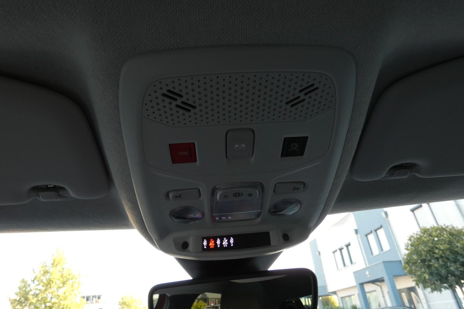 Citroën C4 Shine Voll Ausstattung    inkl  MWST
