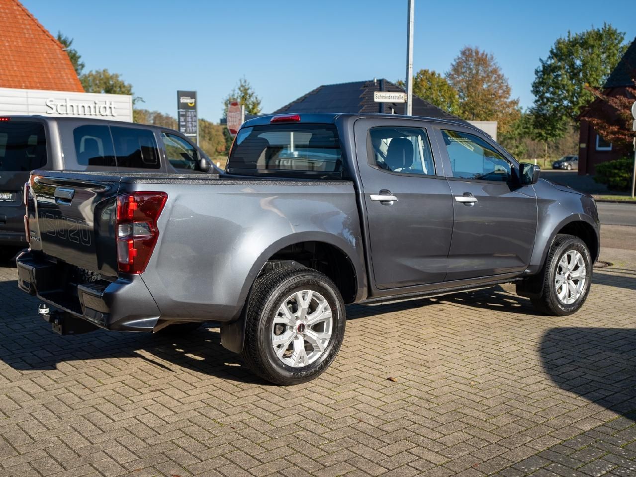 Fahrzeugabbildung Isuzu D-Max Double Cab 4WD LS mit Seilwinde
