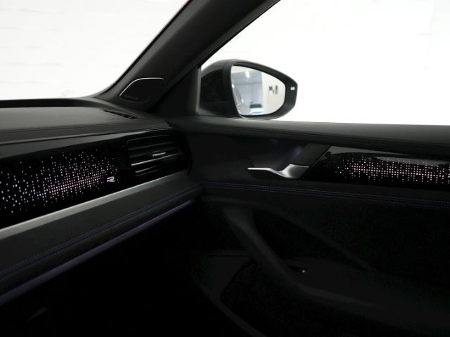 Passat Variant R-LINE TDI DSG 4MOTION+ANHÄNGERKU