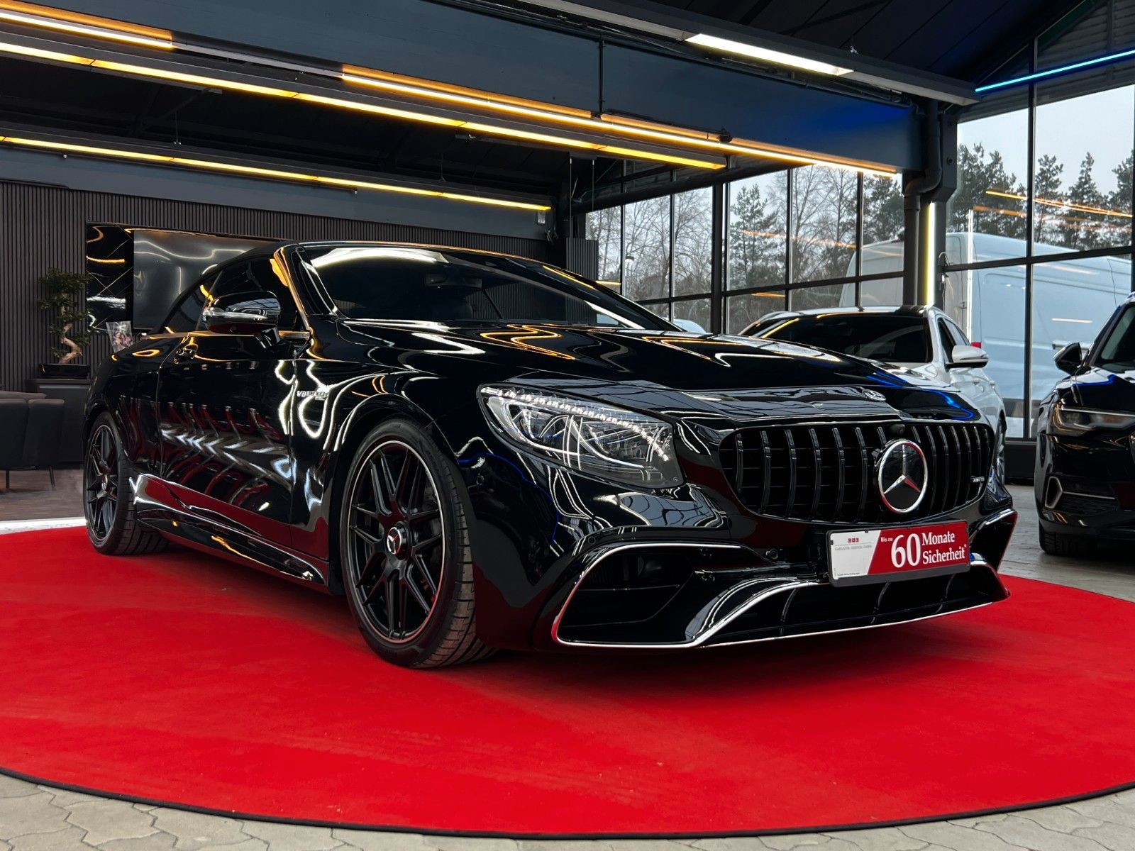MERCEDES-BENZ S 560 Cabriolet AMG 63 SOFT-MASSAGE-HUD-BURM