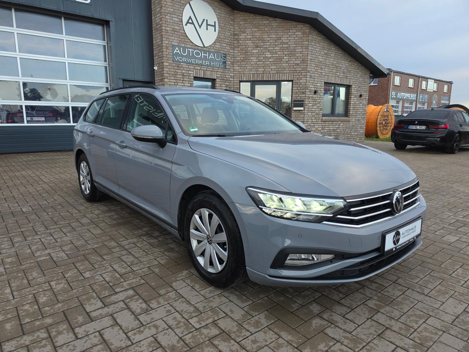 Volkswagen Passat 2.0  TÜV/Scheckh./1. Hand/SmartLink/LED