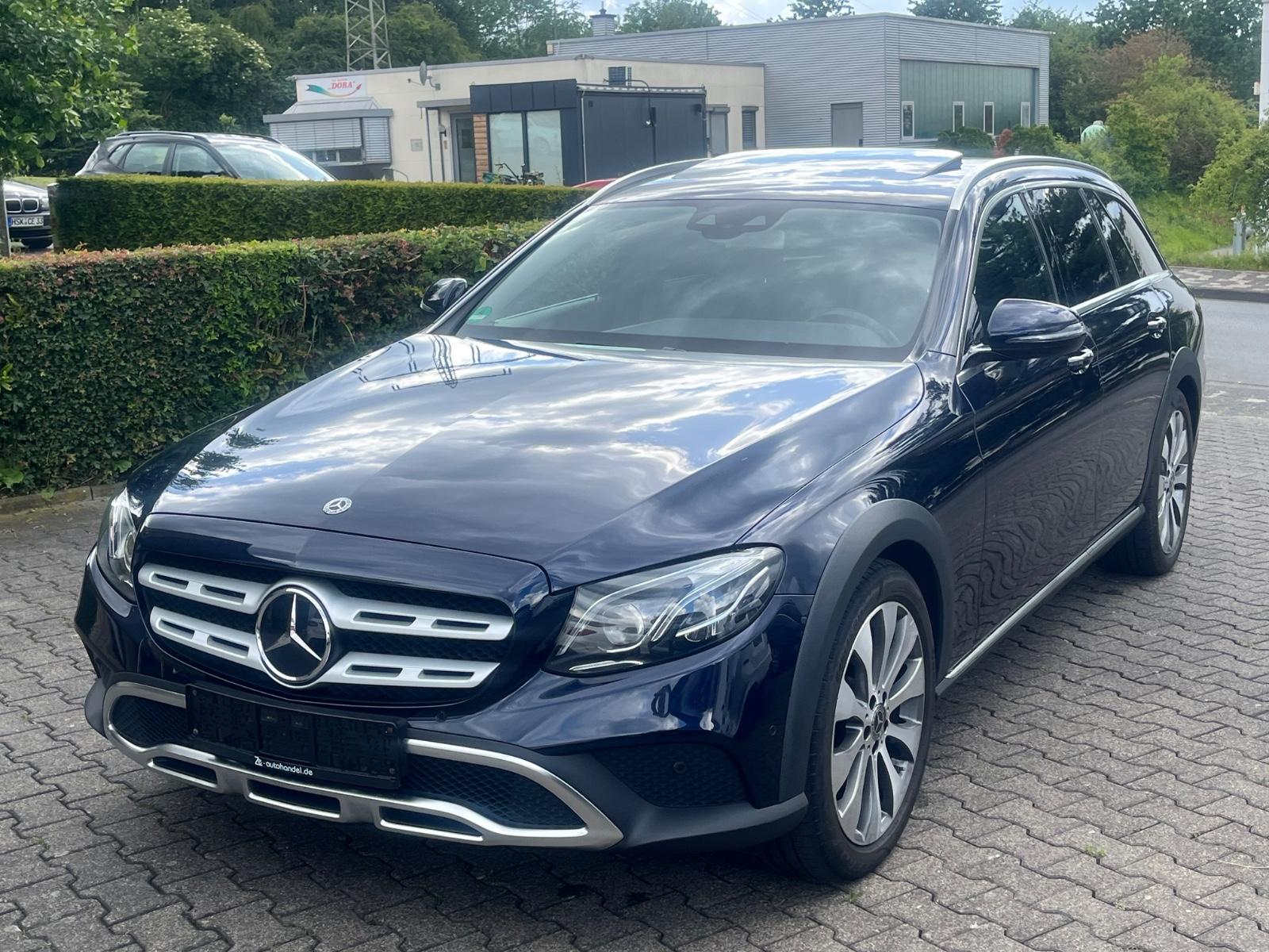 Mercedes-Benz E 220 d 4Matic All-Terrain Distronic  AHK