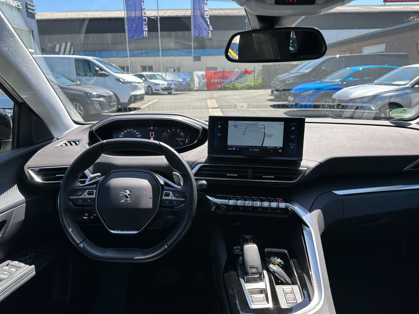 Fahrzeugabbildung Peugeot 3008 Allure 1.2 PureTech 130 Navi CarPlay Androi