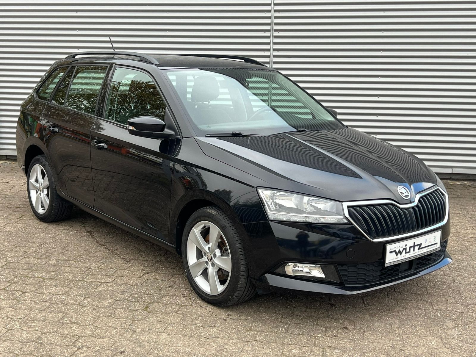 Fahrzeugabbildung SKODA Fabia Combi Style 1.0 TSI Tempomat SHZ SmartLink