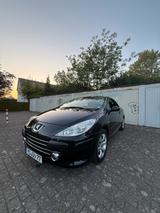 Peugeot 307cc TÜV - 07.2028 - Peugeot 307 mit Benzin-Antrieb: Cabrio, 2.0