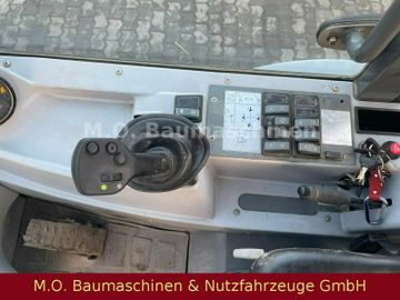 Fahrzeugabbildung Kramer 850 / 346-04 / SW / Klappschaufel/Gabel /Allrad