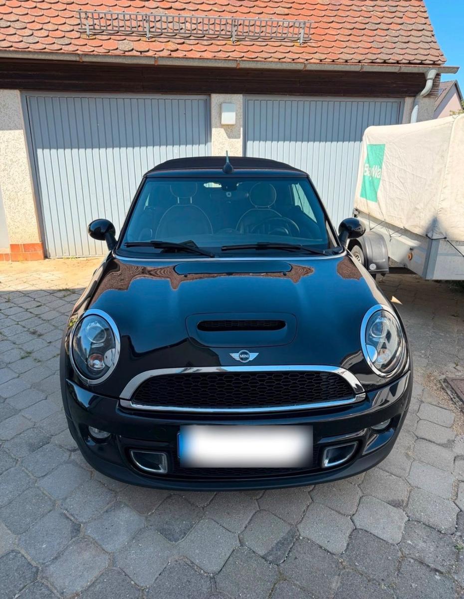 MINI Cooper S Cabrio Navi Leder Keyless Harman Kardon