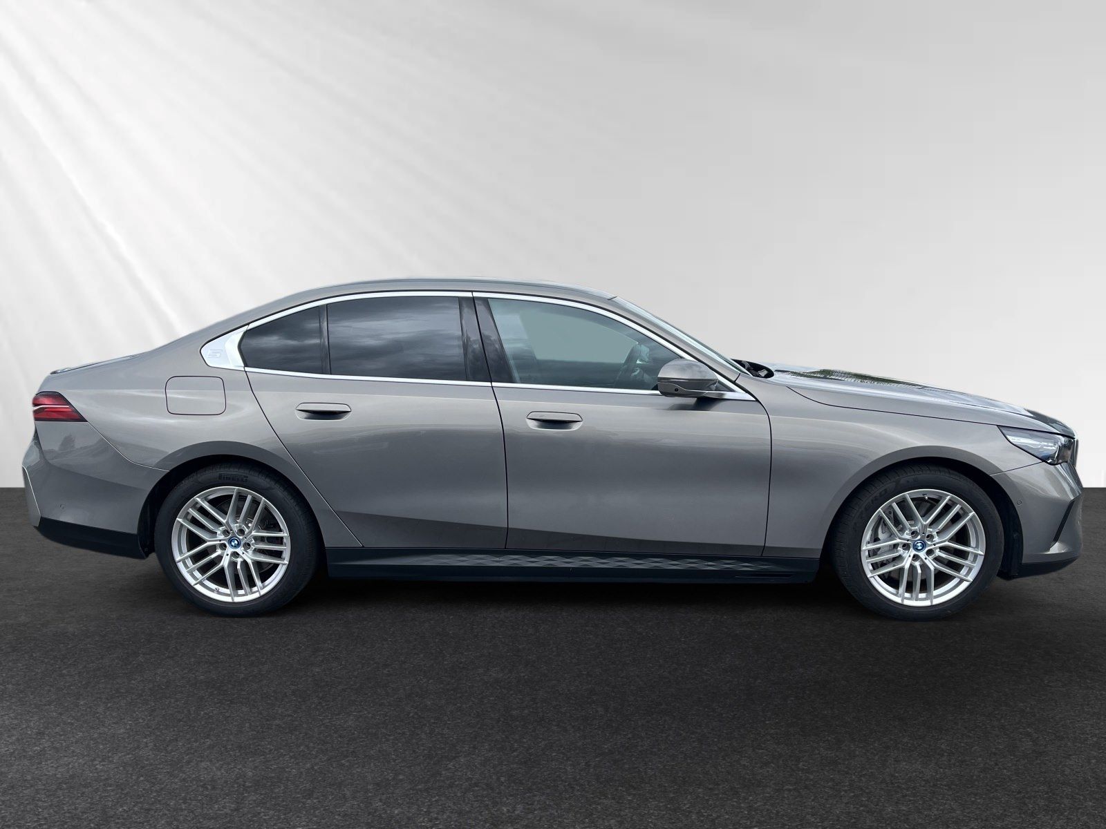 BMW 550 - Bild 2