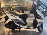 Suzuki AVENIS 125 inkl Zulassung und Haustürlieferung - Motorräder in Berlin