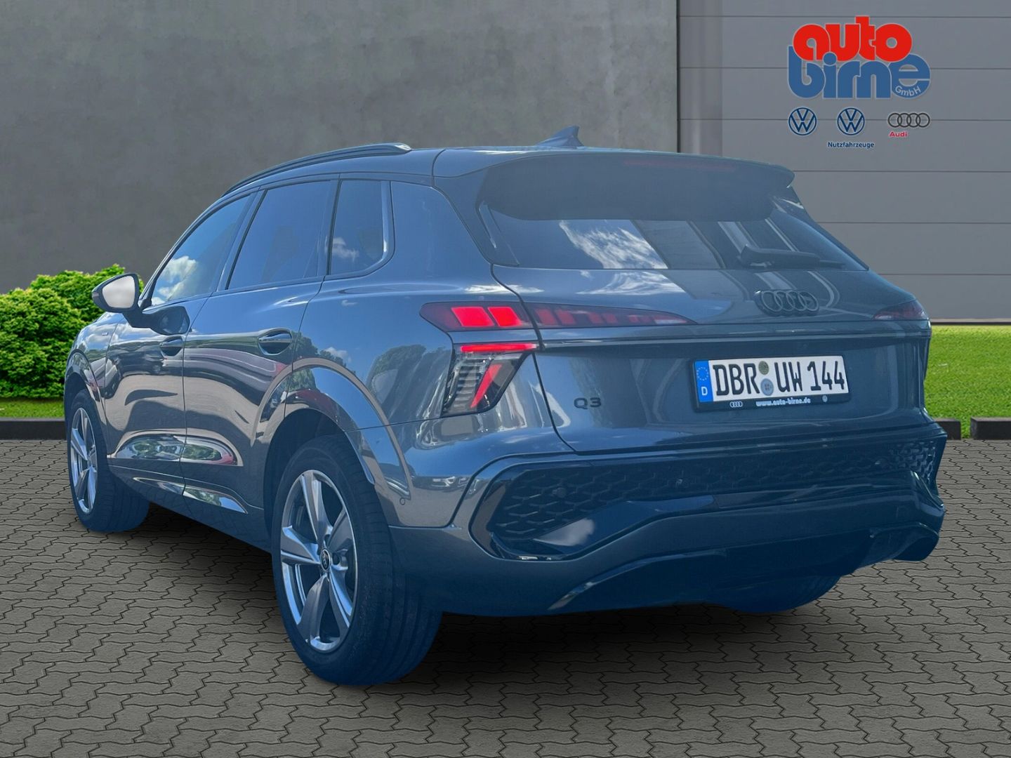 Q3 2.0 TDI Neues Modell Sportpaket Navi Digitale