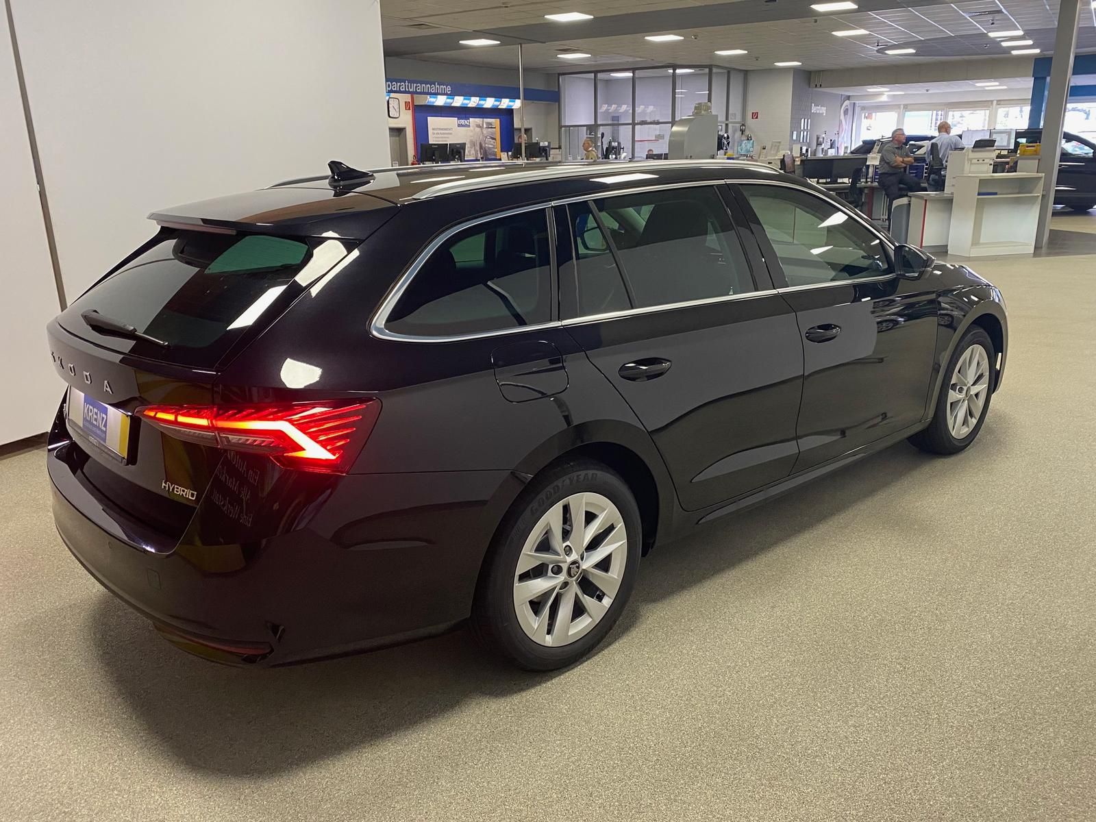 Fahrzeugabbildung SKODA Octavia 1.5 TSI mHEV Selection+ACC+RFK+5J. GARAN