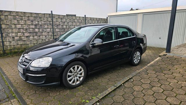 Volkswagen VW Jetta 1.6