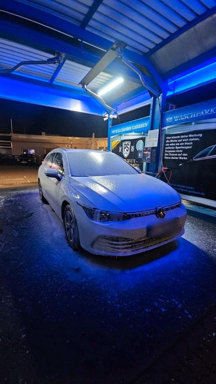 Image of Volkswagen Golf