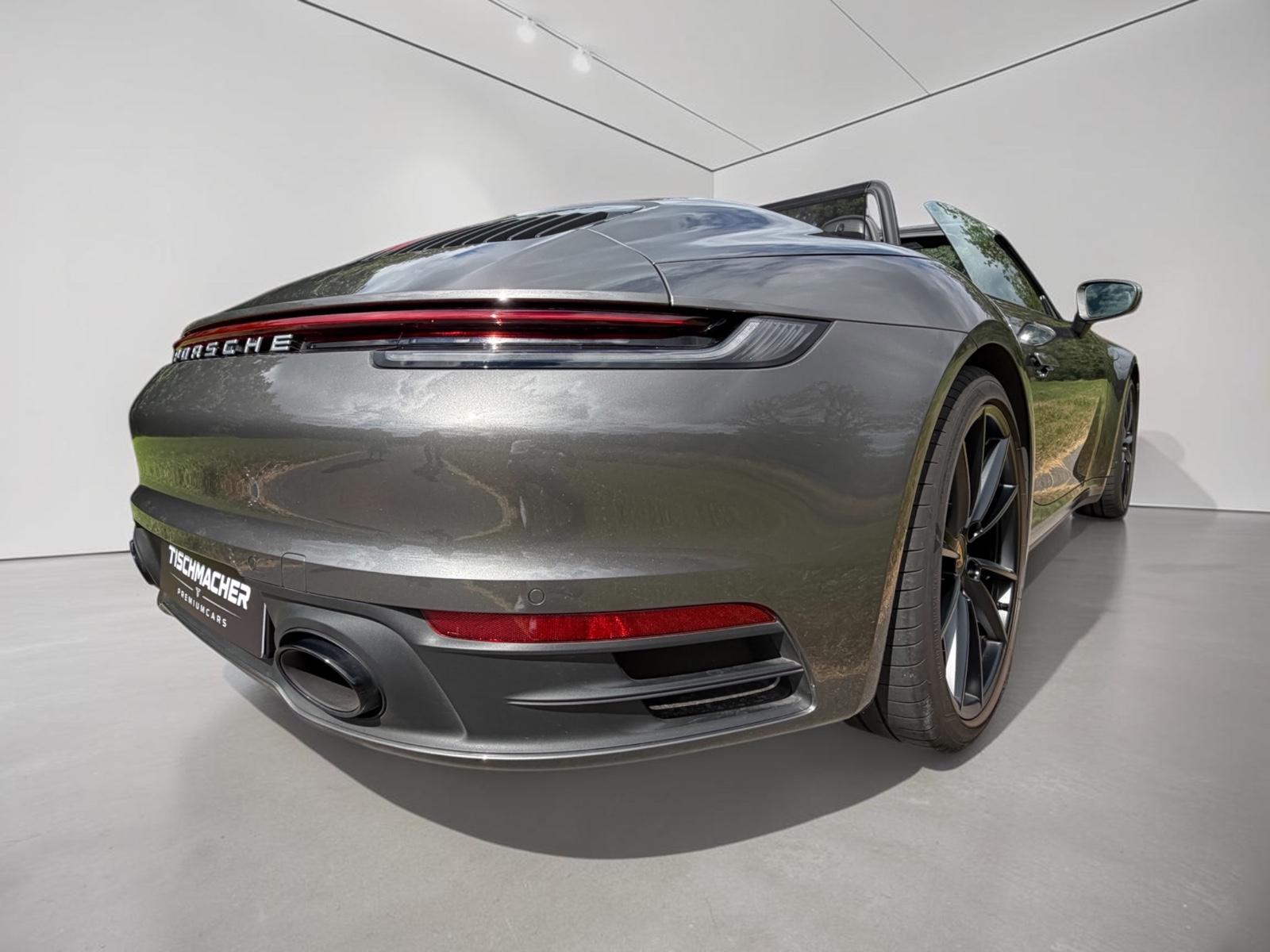 Porsche 911 Carrera| 1.Hand| Lift| Nachtsicht| Sport-AGA