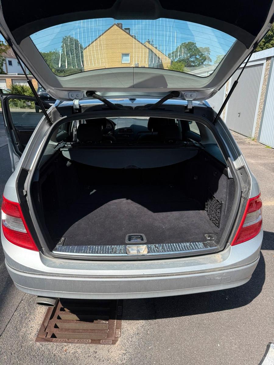 Mercedes-Benz C220 2008 — photo 5