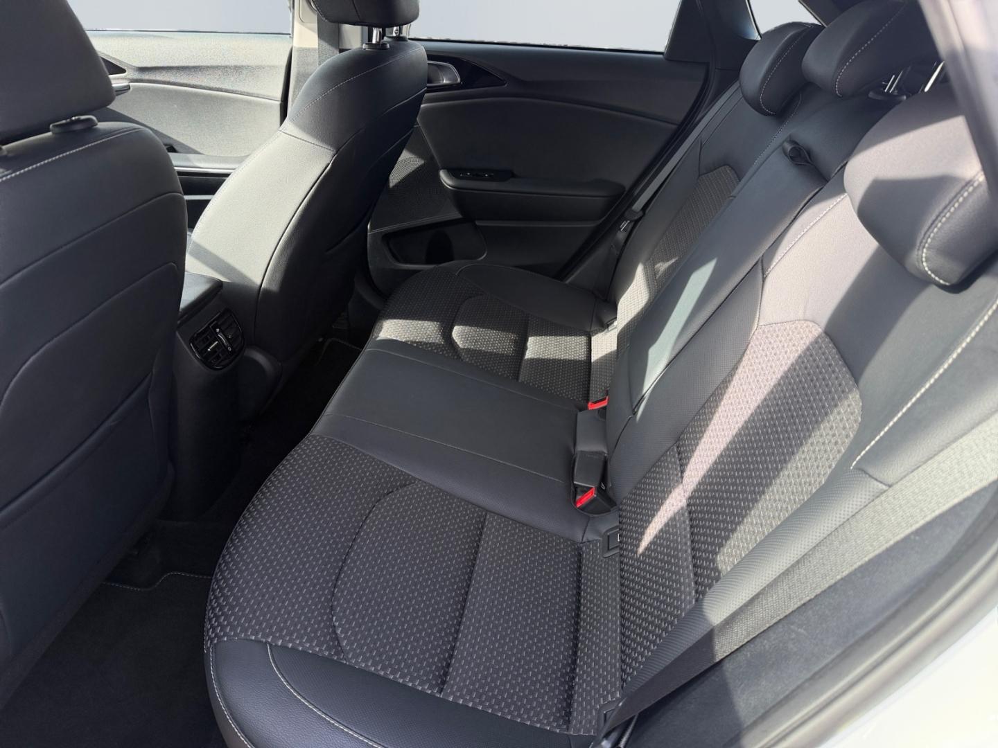Kia Ceed Spirit *ACC*CarPlay*Leder*PDC*AHK*