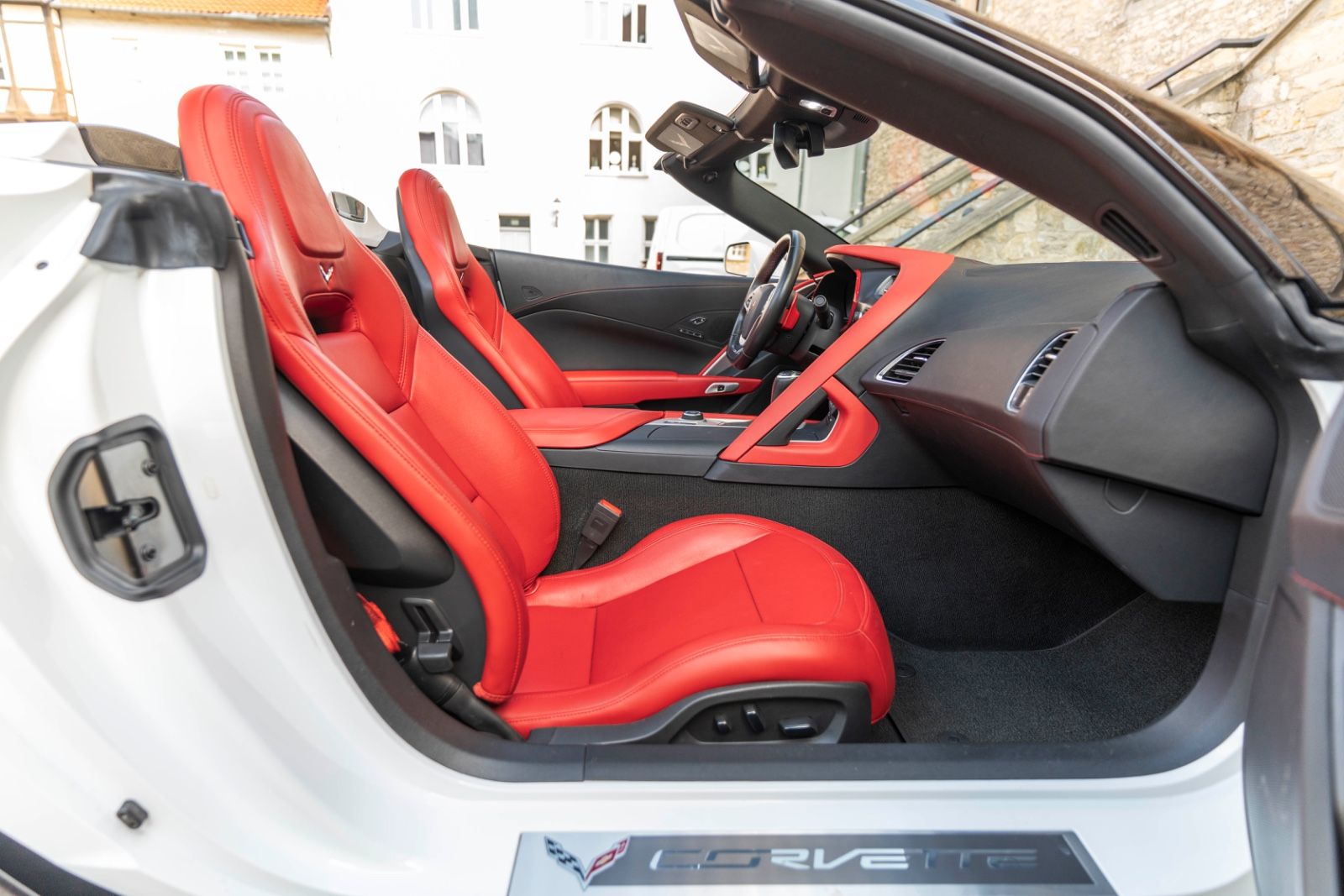 Fahrzeugabbildung Corvette Z06 CABRIOLET 6,2L 2LZ HUD BOSE KAM NAV