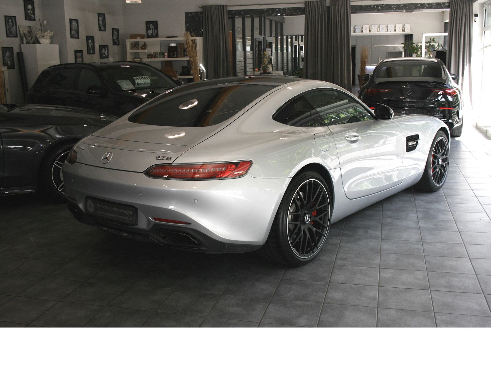 Fahrzeugabbildung Mercedes-Benz AMG GT S V8 *Night*Panoramadach*Burmester*Memory