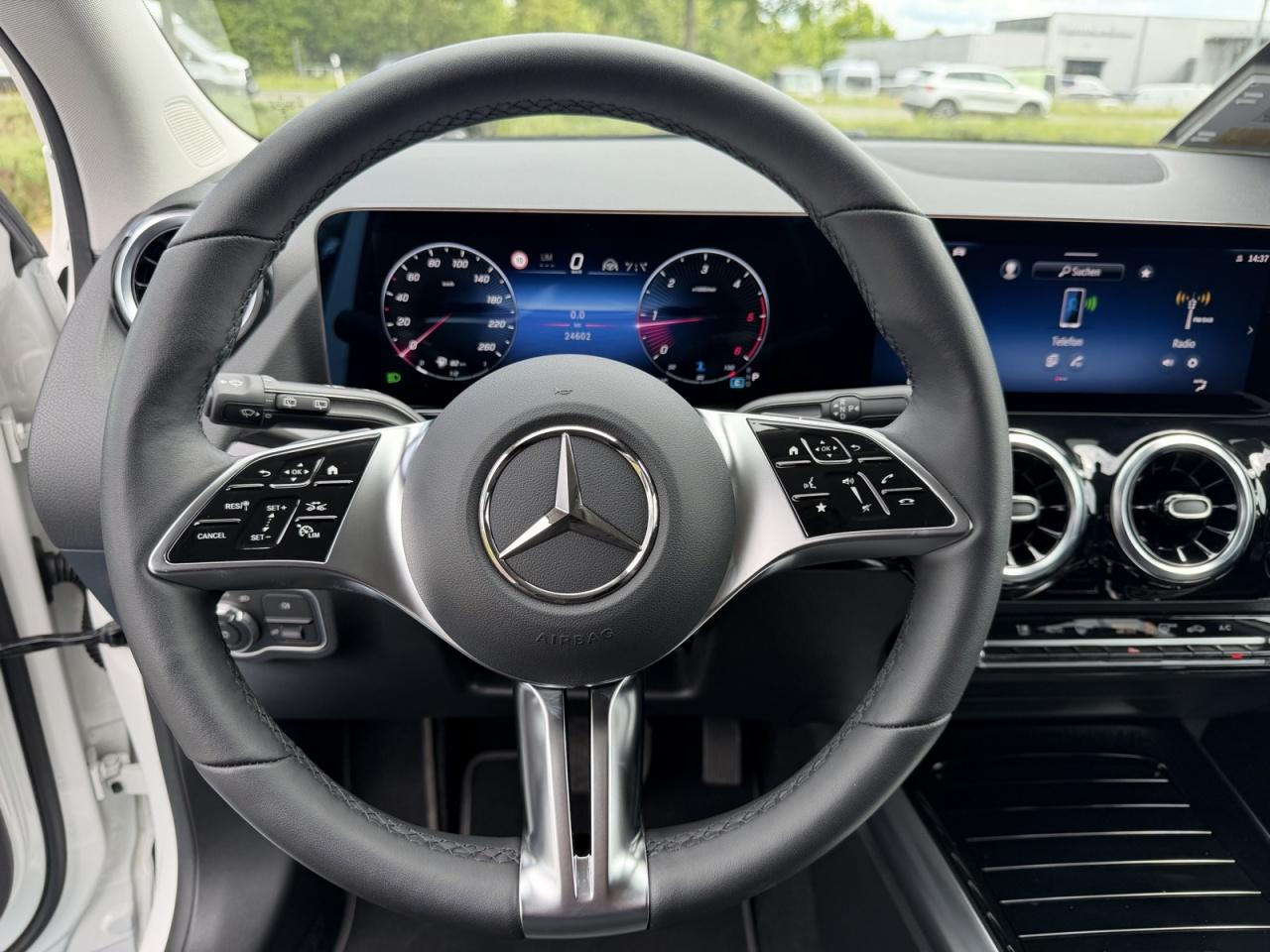 Mercedes-Benz GLA 220d 4M PROGRESSIVE+FAHRASSIST+TOTW+360+KAM