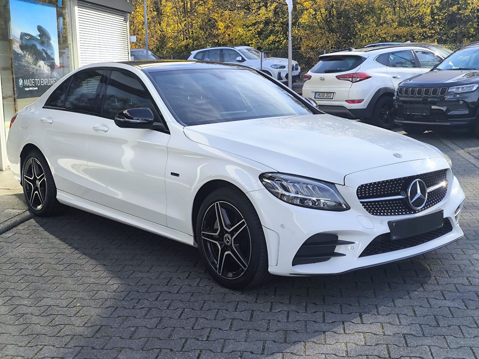 Fahrzeugabbildung Mercedes-Benz C 300e 9G 2X AMG Line >PANOR+NIGHT+NAVI+LED+SHZ+