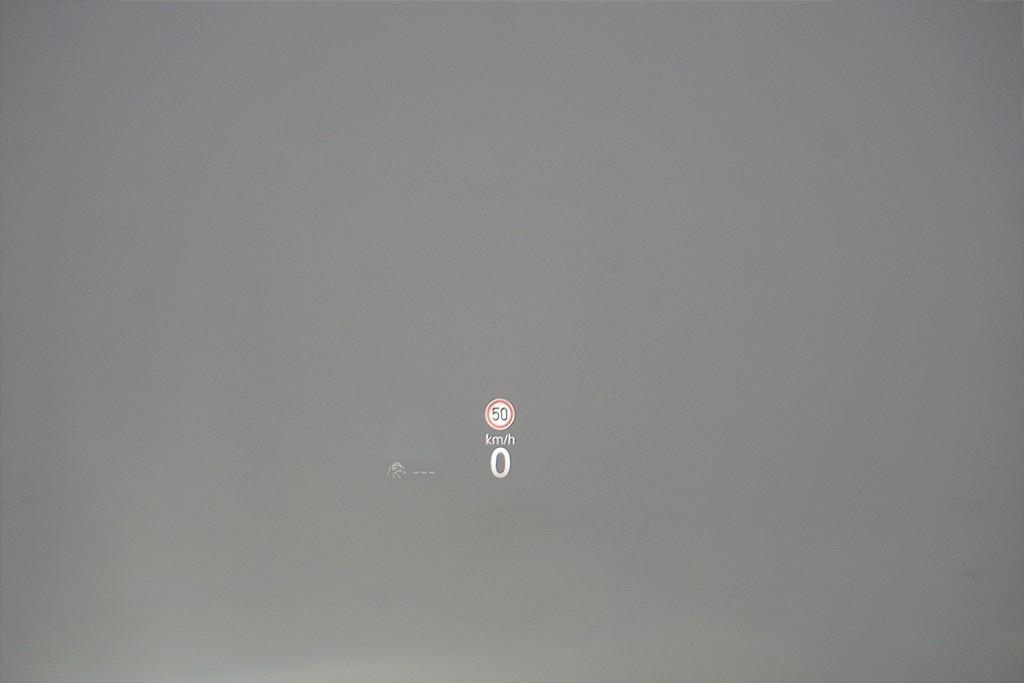 Volkswagen Golf 8 2.0TSI DSG R 4M. Virtual Pano AHK HUD, миниатюра 9