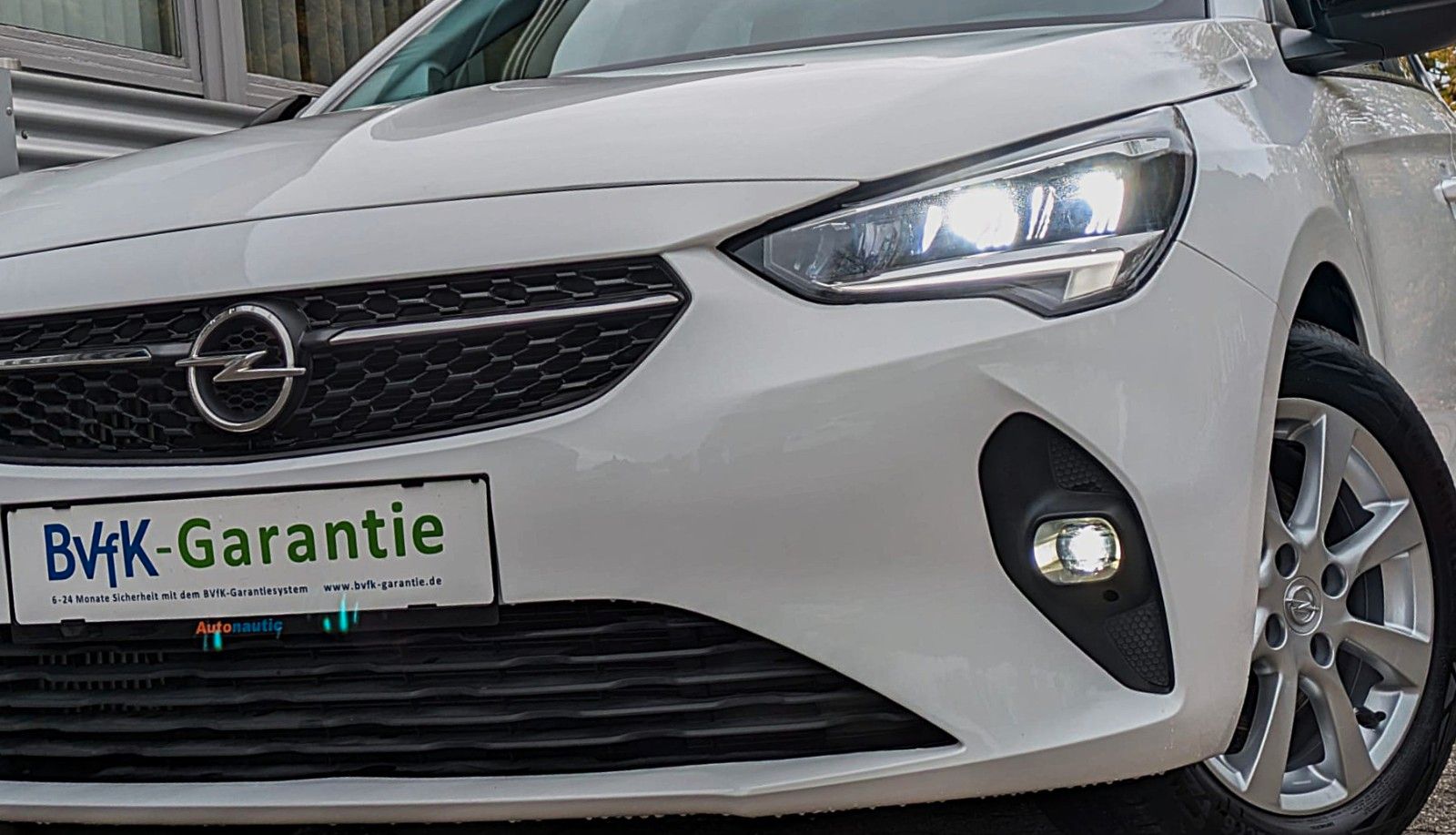 Fahrzeugabbildung Opel Corsa F 1.5D ACC NAVI SITZ+LENKR.HZG LED CARPLAY