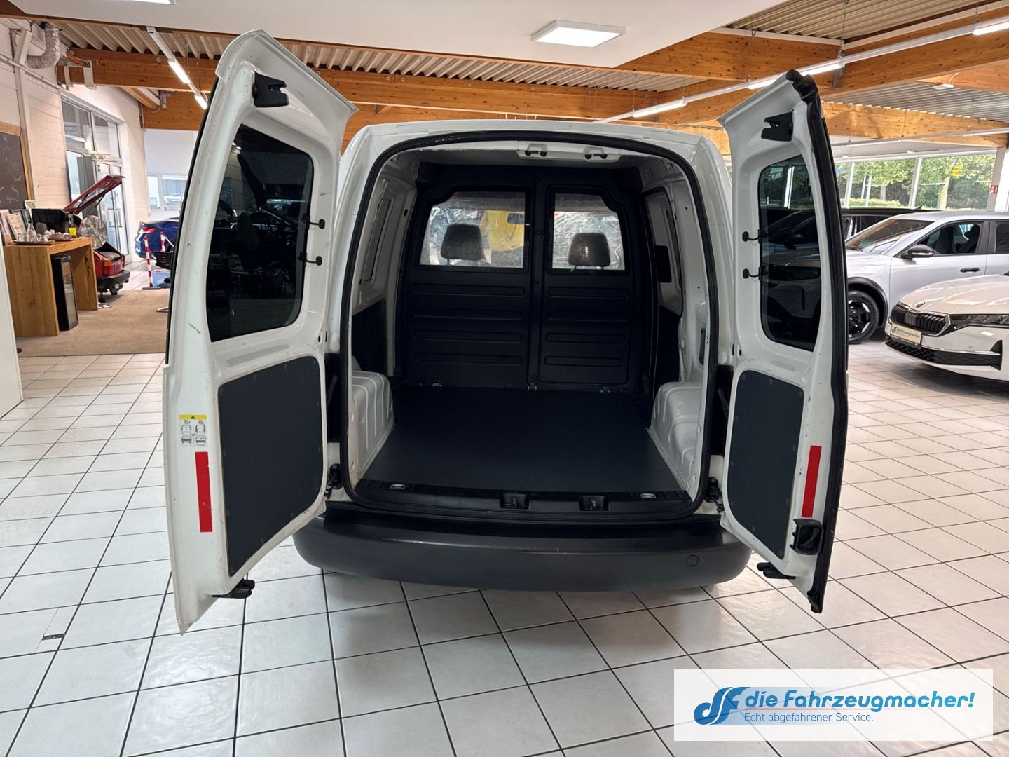 Fahrzeugabbildung Volkswagen Caddy Kasten Kombi EcoProfi el.SP Spieg. beheizb