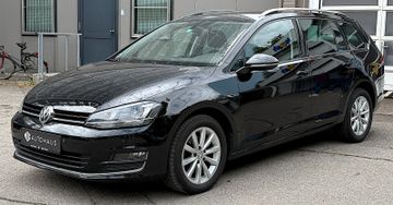 Volkswagen Golf - 1