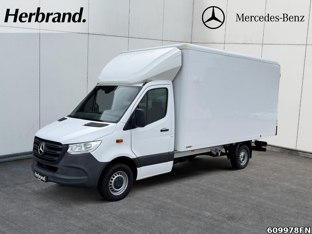 Image of Mercedes-Benz Sprinter