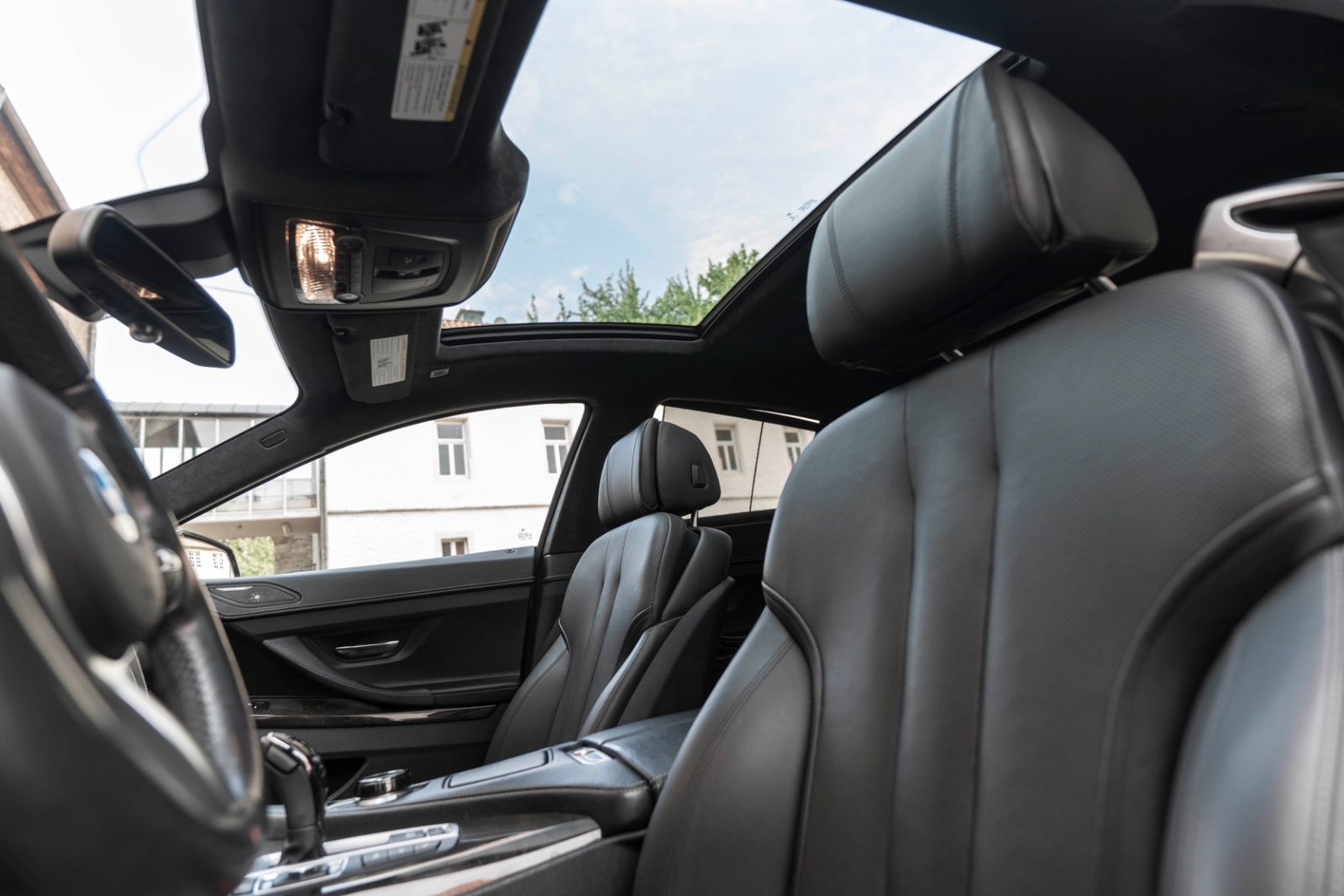 Fahrzeugabbildung BMW 650ix GC M-SPORT MASSAGE HUD H&K KAM CARPLAY