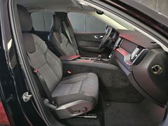 Fahrzeugabbildung Volvo XC60 Essential 2WD ( CAMERA/ APPLE/ LED/ DAB/