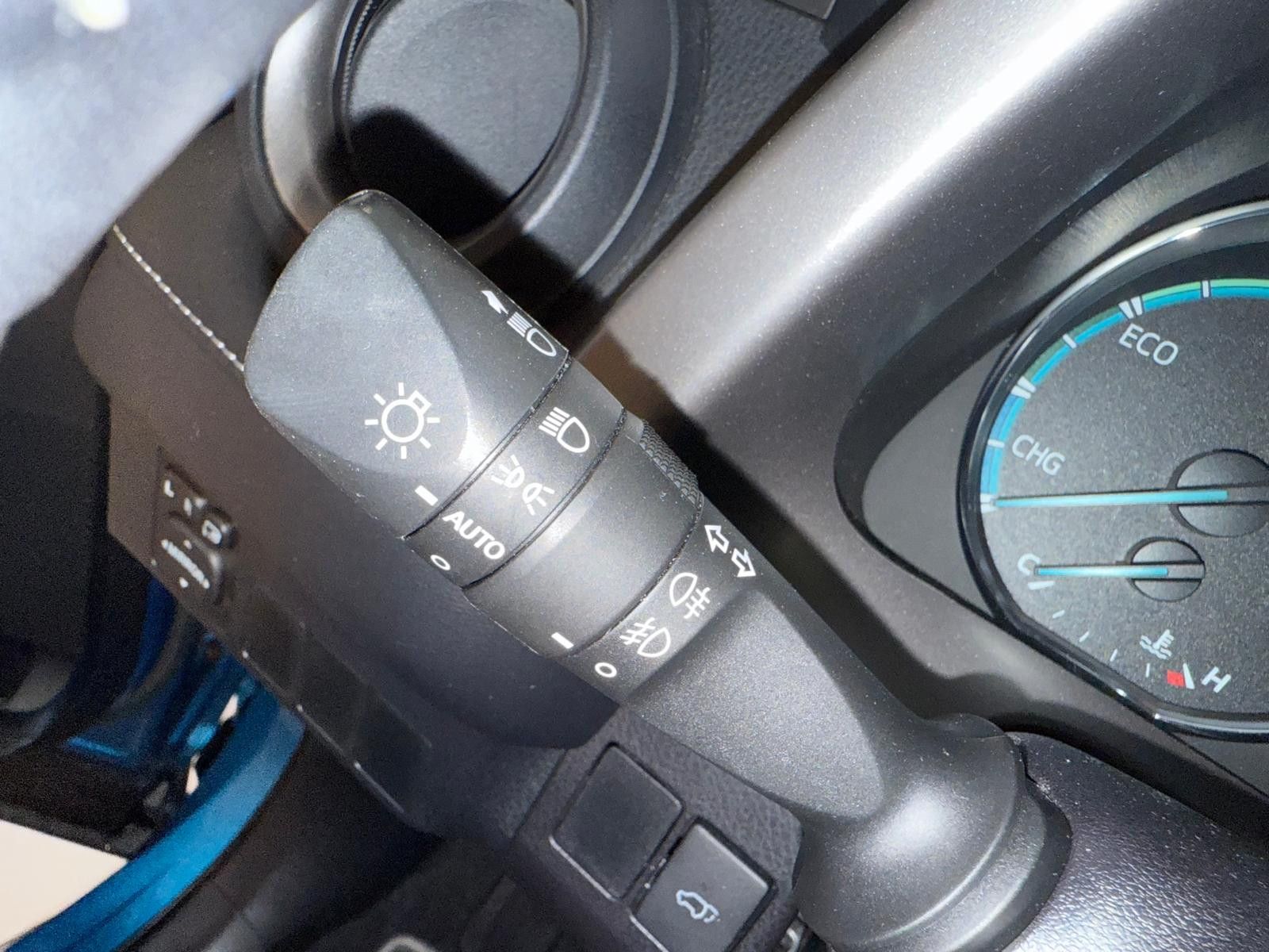 Fahrzeugabbildung Toyota RAV 4 RAV4 Hybrid Edition/ 1.HAND/AHK/KAMERA/LED